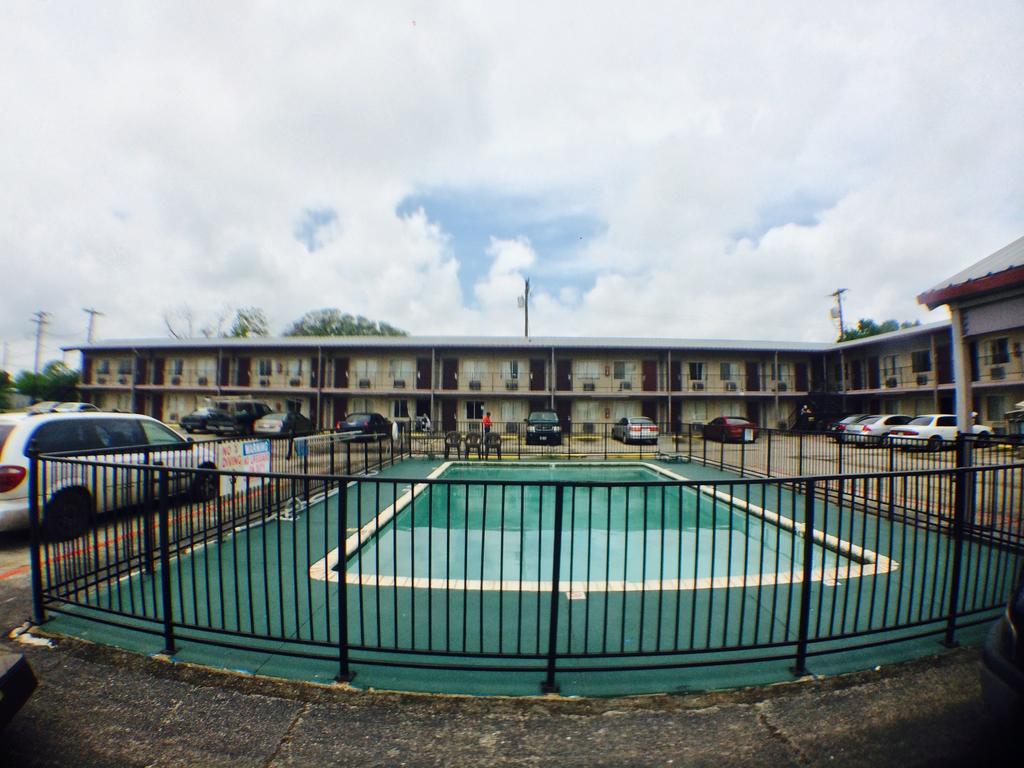 Austin Motor Inn Exterior photo